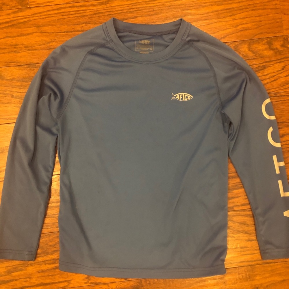 Aftco boys long sleeve shirt size M